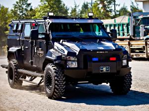 Alpine Armoring Pit-Bull VX 4x4 2011 года 